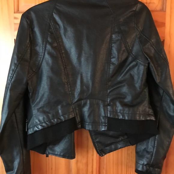 Faux black leather jacket - Picture 2 of 2